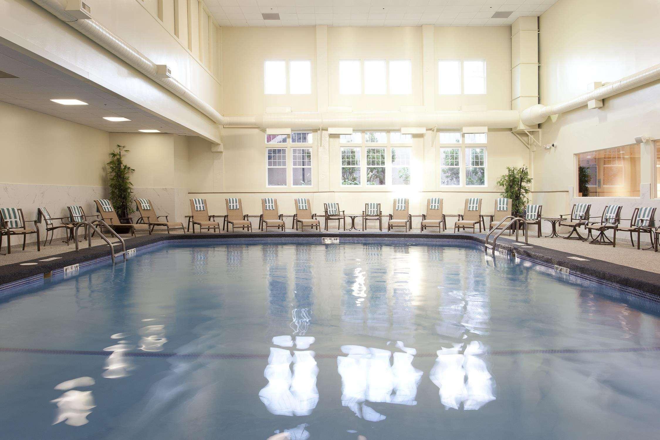 Отель Doubletree By Hilton Cape Cod - Хианнис Экстерьер фото