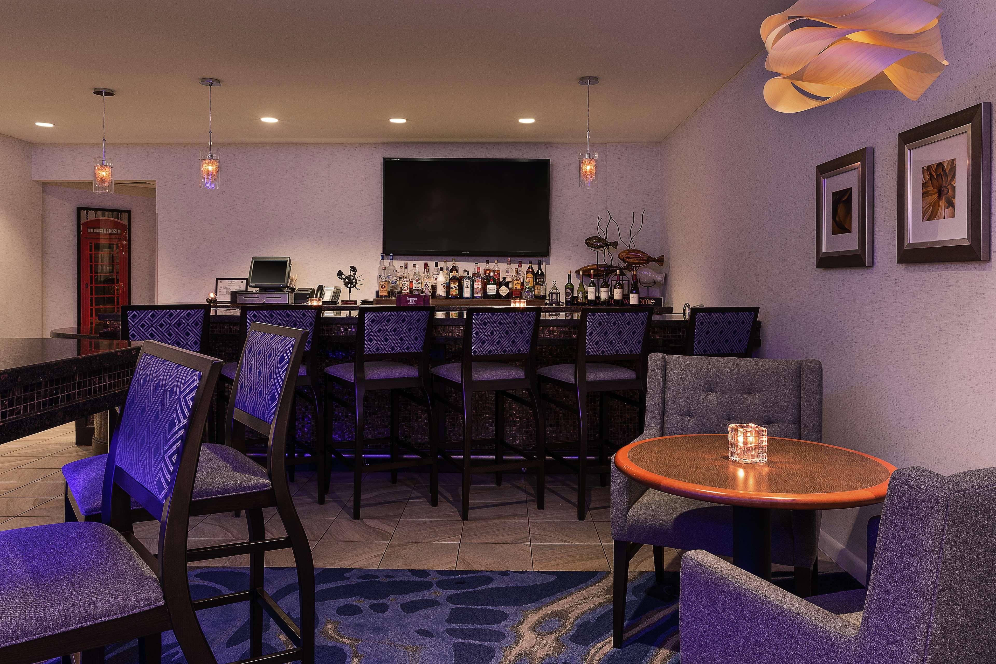 Отель Doubletree By Hilton Cape Cod - Хианнис Экстерьер фото