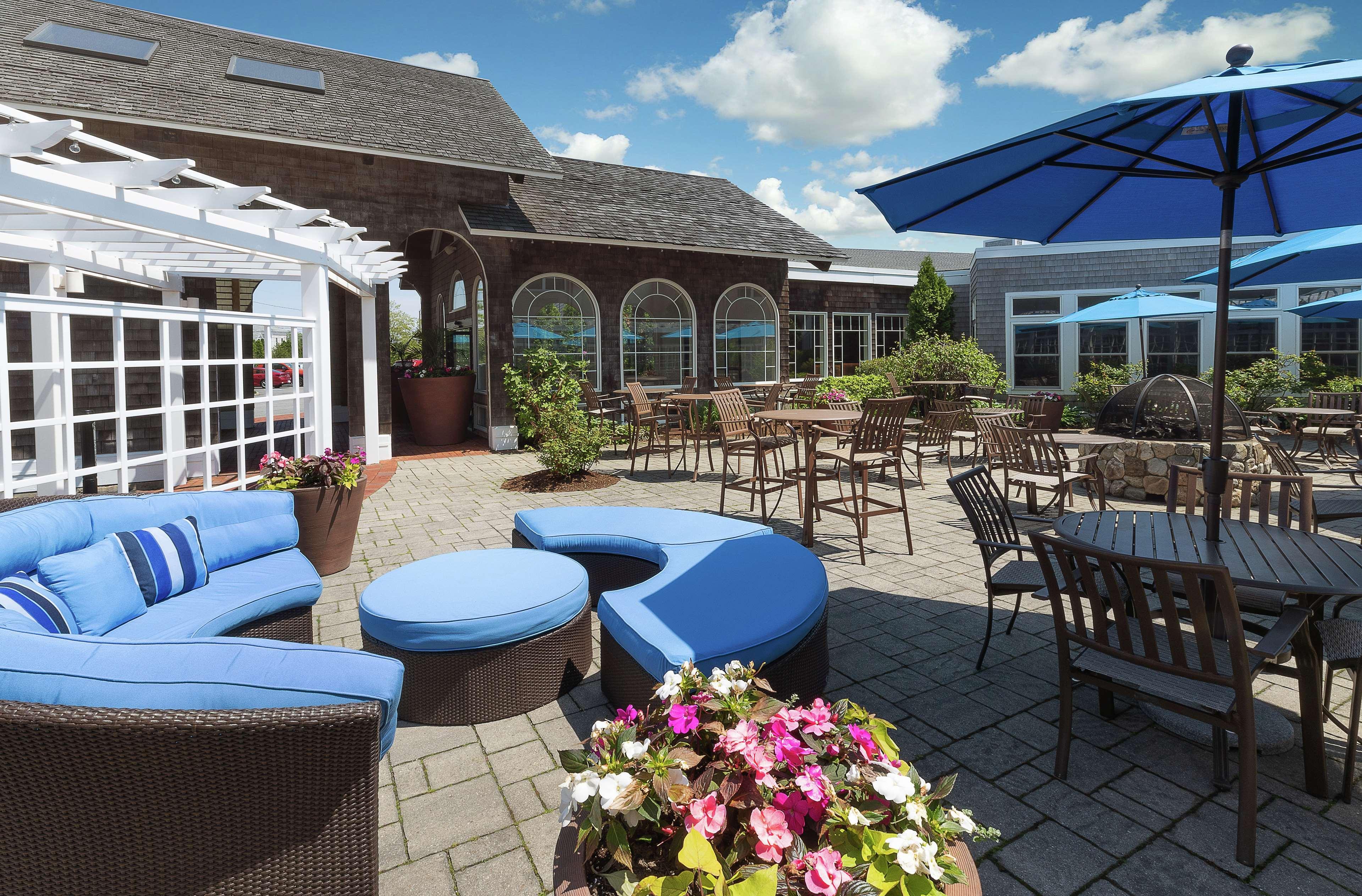 Отель Doubletree By Hilton Cape Cod - Хианнис Экстерьер фото