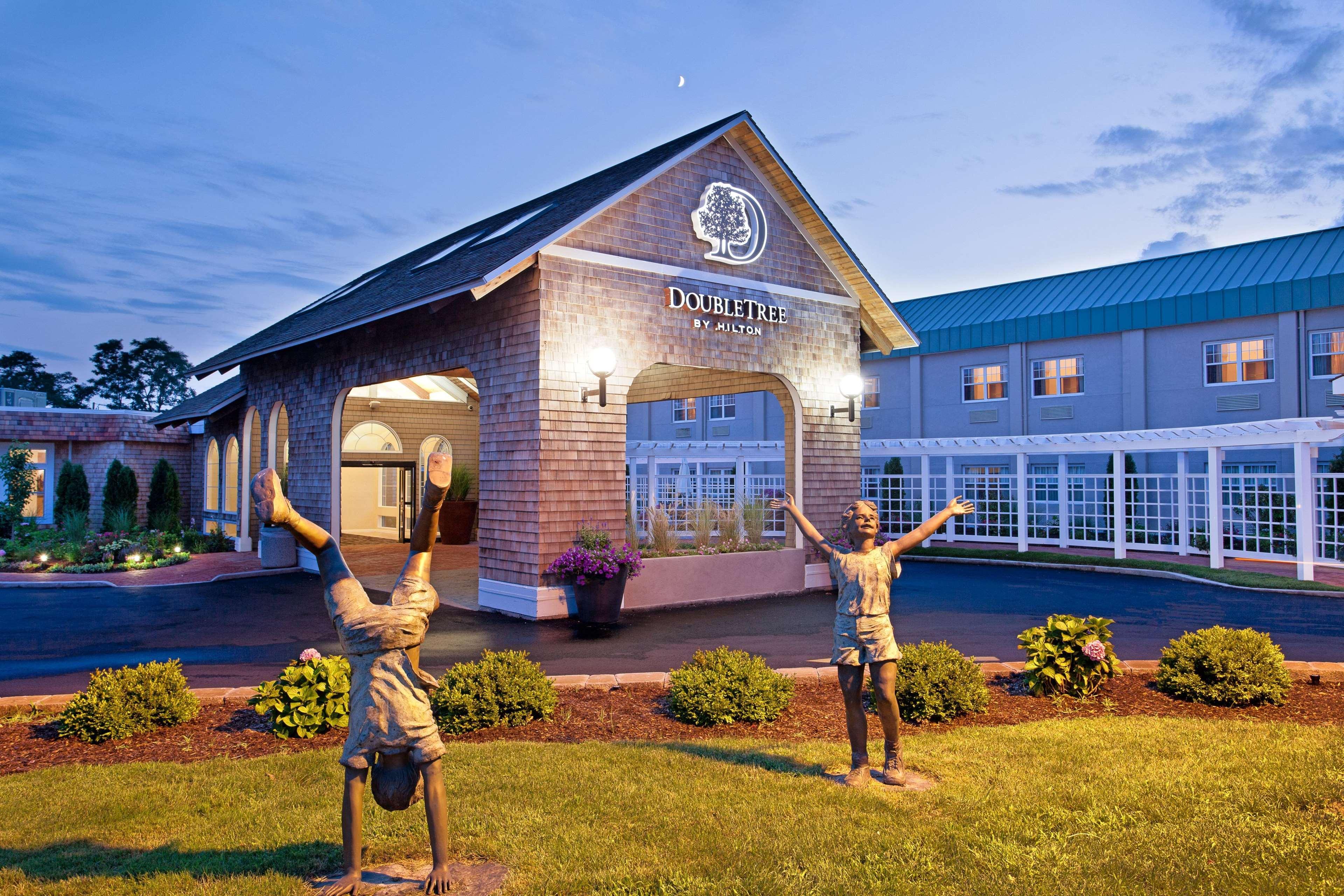 Отель Doubletree By Hilton Cape Cod - Хианнис Экстерьер фото