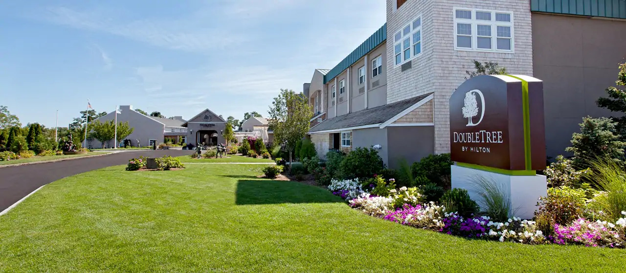 Отель Doubletree By Hilton Cape Cod - Хианнис Экстерьер фото